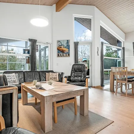 Helena Holiday home