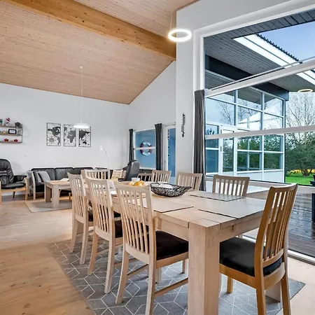 Helena Holiday home