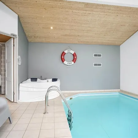 Helena - 700m From The Sea By Interhome *